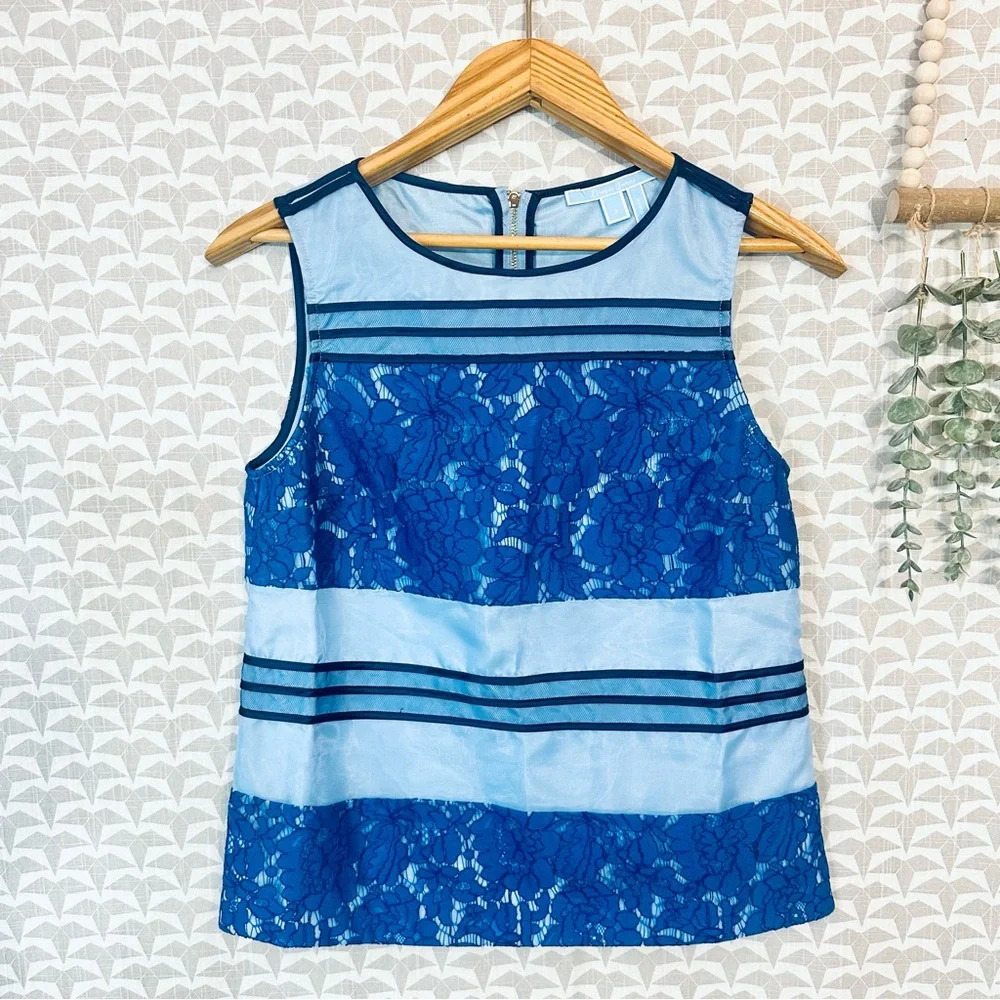 3/$22🩶 Draper James Tank Top Blouse Womens Size 2 XS Blue Lace Stripe Sleeveless - Picture 3 of 11